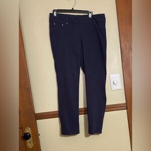 Ruby Rd. Navy Cropped Pants